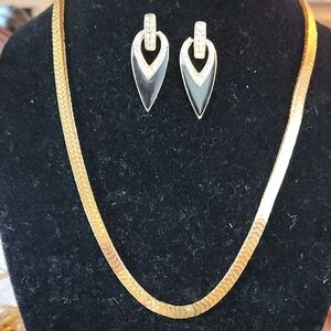 Vintage Goldtone Necklace